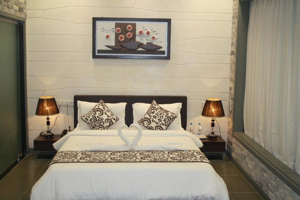 Hôtel Tribecca Select Ahmedabad Extérieur photo