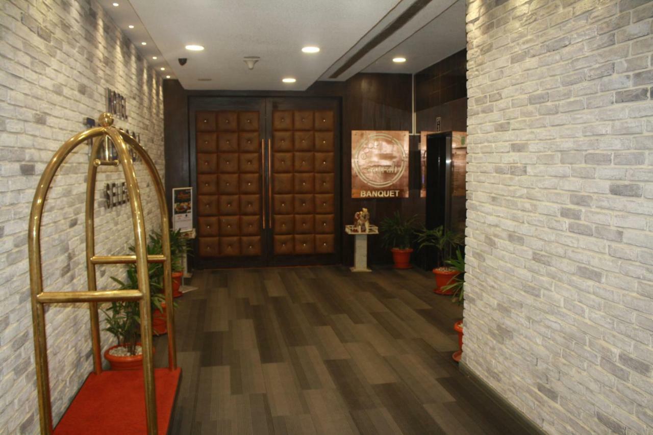 Hôtel Tribecca Select Ahmedabad Extérieur photo